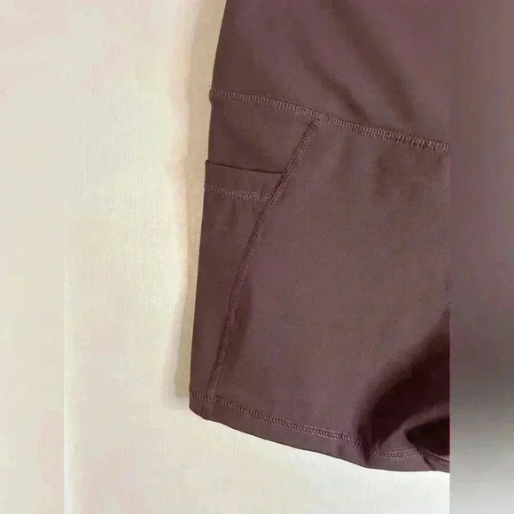 BNWT Smoothfeel Short Shorts with Pockets in Purple Size Large - Picture 7 of 11